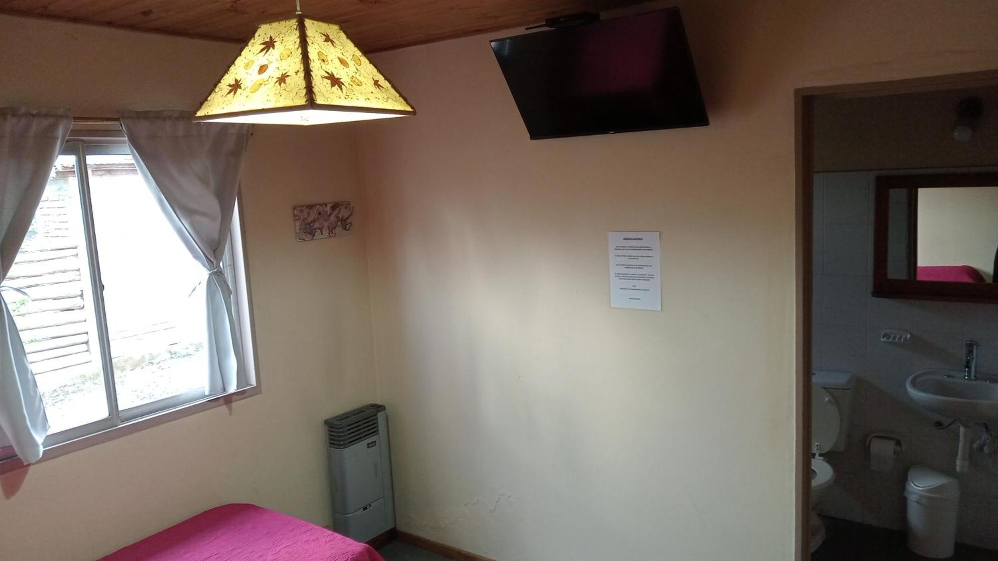 Hostel El Reencuentro Хунин-де-лос-Андес Экстерьер фото