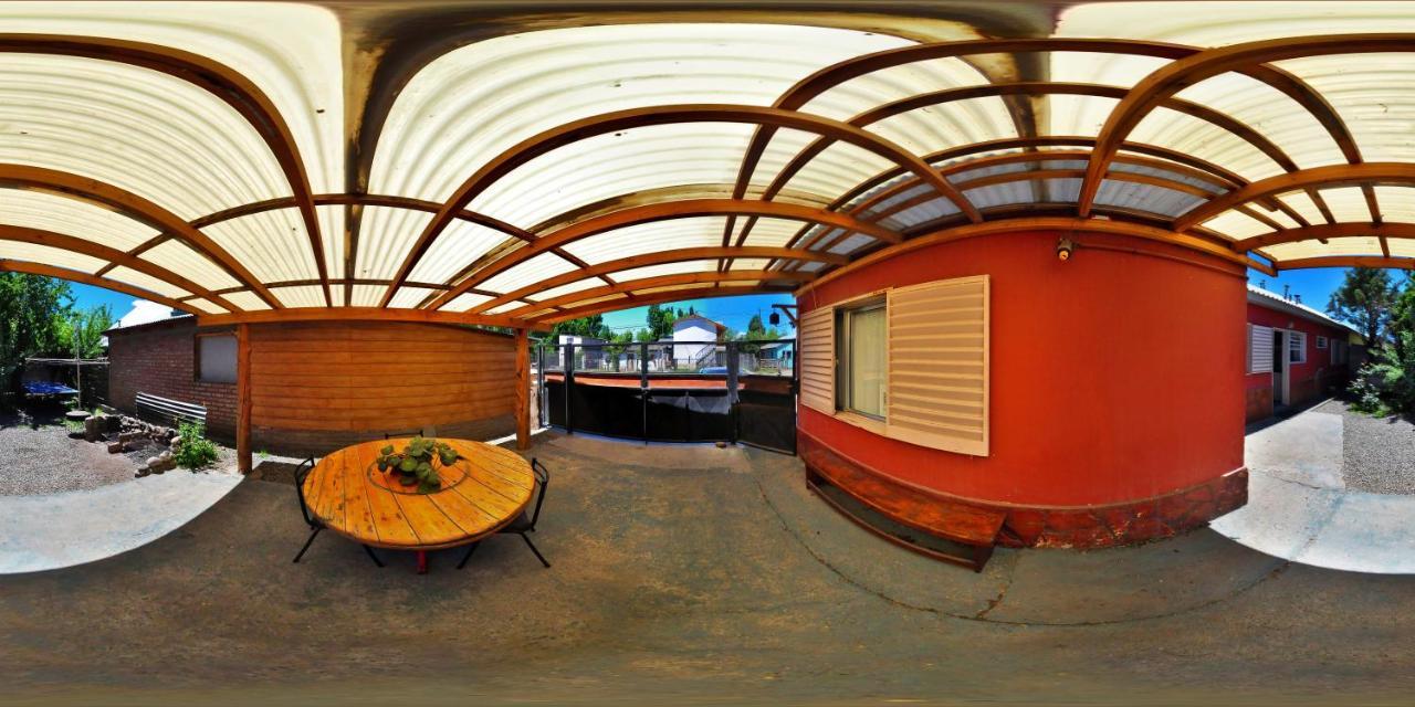 Hostel El Reencuentro Хунин-де-лос-Андес Экстерьер фото