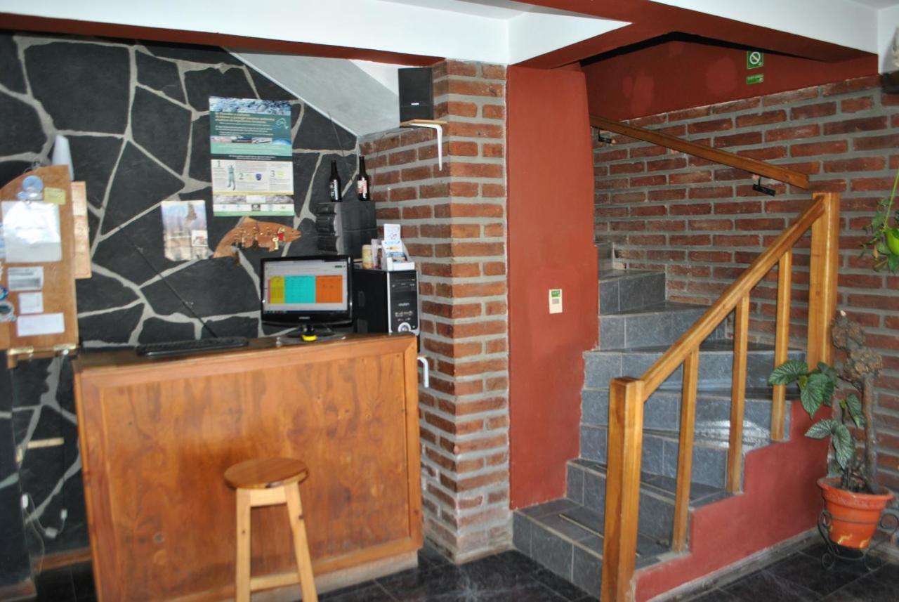 Hostel El Reencuentro Хунин-де-лос-Андес Экстерьер фото