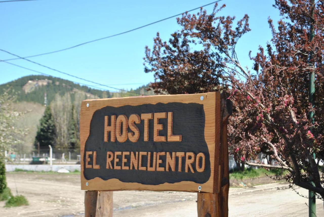 Hostel El Reencuentro Хунин-де-лос-Андес Экстерьер фото